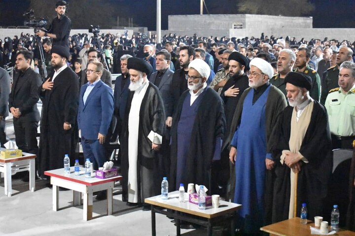 تصاویر/ مراسم شهادت حضرت زهرا(س) با حضور آیت‌الله حسینی بوشهری