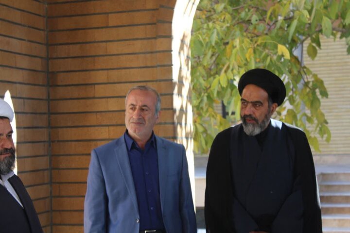 تصاویر/افتتاح نمایشگاه "نبرد ناتمام" در شهرستان قروه