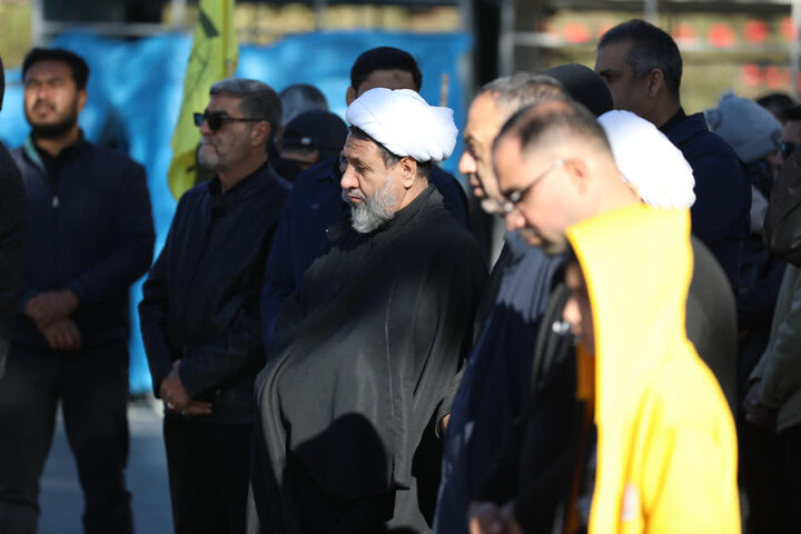 تصاویر/ تشییع شهدای گمنام و اقامه نماز باران در کرمان