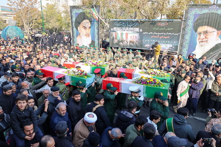 تشییع باشکوه پیکر مطهر شهدای گمنام در تبریز