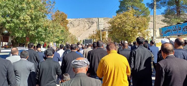 تصاویر/ سوگواری مردم شهرستان ایوان در رسای حضرت فاطمه الزهرا