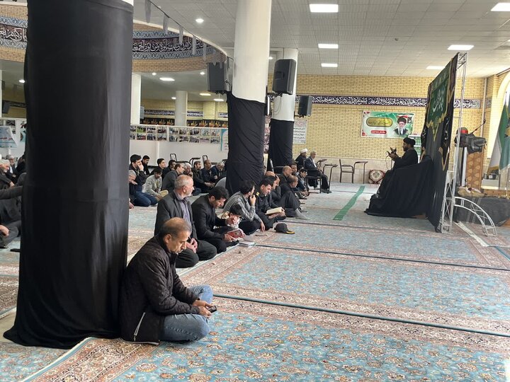 تصاویر/ سوگواری مردم شهرستان ایوان در رسای حضرت فاطمه الزهرا