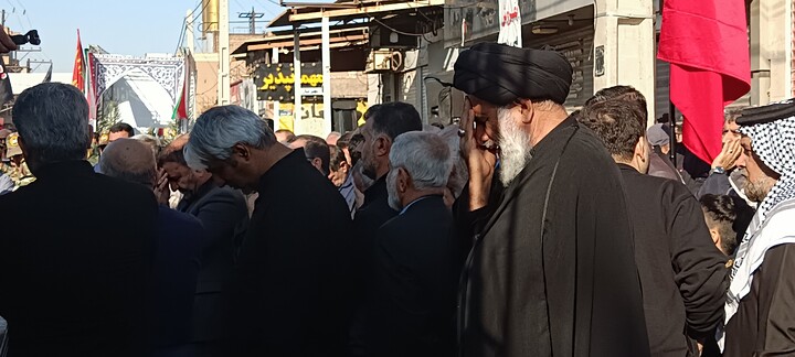 تشییع پیکر پاک هشت شهید گمنام دوران دفاع مقدس در اهواز 