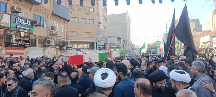 تشییع پیکر پاک هشت شهید گمنام دوران دفاع مقدس در اهواز 