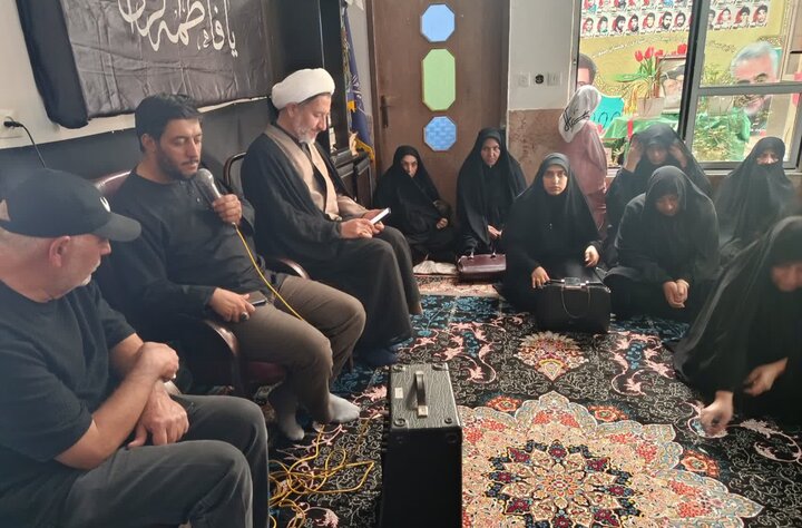تصاویر/ میزبانی مدرسه علمیه الزهرا(س) ماهان از پیکر مطهر شهید گمنام