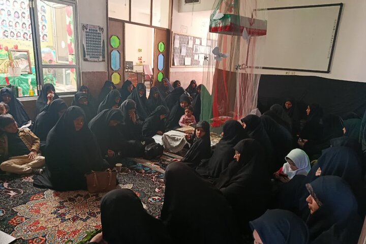 تصاویر/ میزبانی مدرسه علمیه الزهرا(س) ماهان از پیکر مطهر شهید گمنام