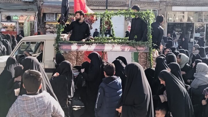 تصاویر / تشییع باشکوه پیکر مطهر شهدای گمنام در زنجان