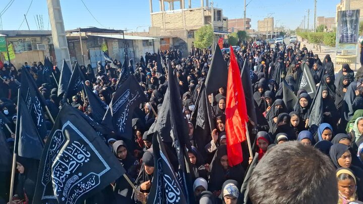 مراسم دسته‌روی هیئت‌های مذهبی شهرستان دلگان به مناسبت ایام شهادت حضرت فاطمه زهرا(س)