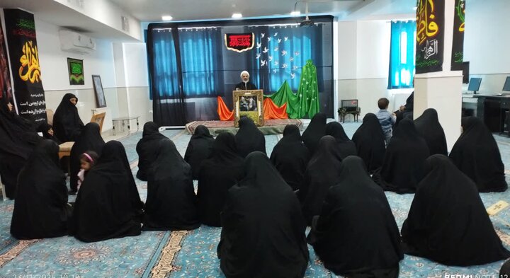 تصاویر/ طلاب مدارس علمیه خواهران استان کرمان در سوگ بانوی دوعالم