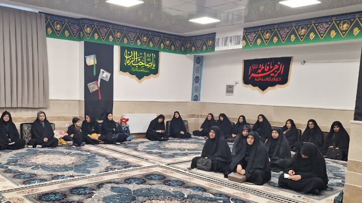 تصاویر/ طلاب مدارس علمیه خواهران استان کرمان در سوگ بانوی دوعالم