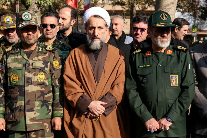 تصاویر / تشییع شهدای گمنام توسط مردم استان قزوین