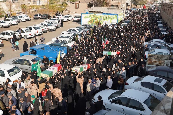 تصاویر / تشییع شهدای گمنام توسط مردم استان قزوین