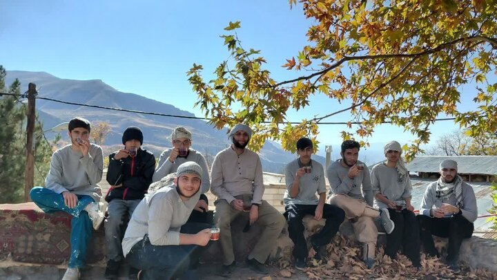 تصاویر /اردوی جهادی  مدرسه  علمیه صالحیه قزوین در روستای یارود الموت غربی