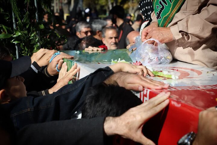 تصاویر/مراسم تشییع شهید گمنام در پارک‌شهدای گمنام اراک