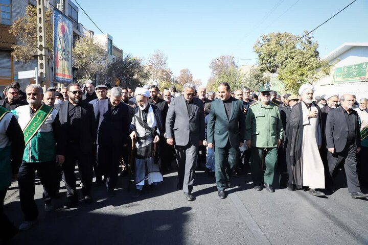 تصاویر/مراسم تشییع شهید گمنام در پارک‌شهدای گمنام اراک