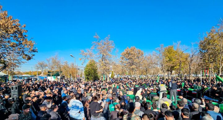 تصاویر/مراسم تشییع شهید گمنام در پارک‌شهدای گمنام اراک