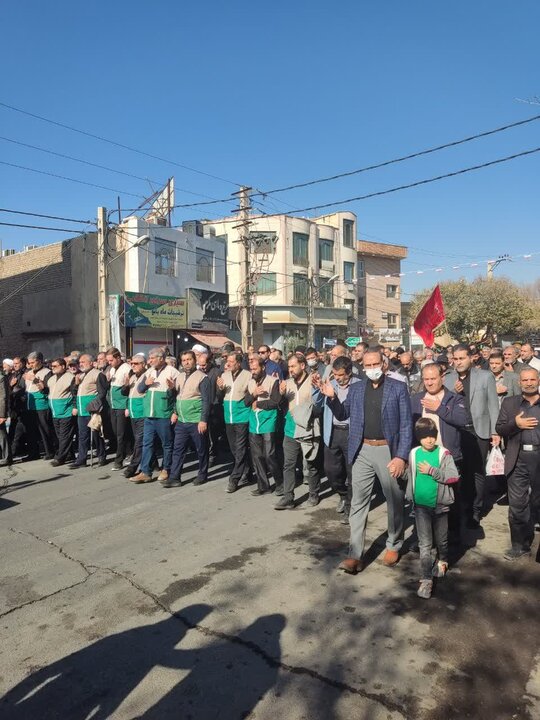 تصاویر/کاروان عزاداری شهادت حضرت زهرا (س)در ساوه