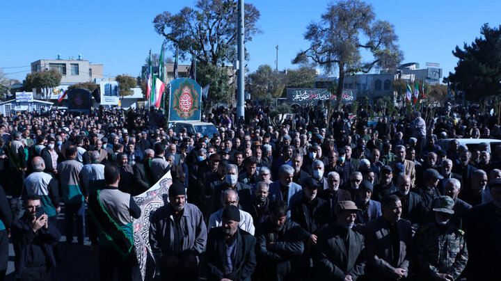 جلوه ای از شکوه تشییع شهدای فاطمی در اراک