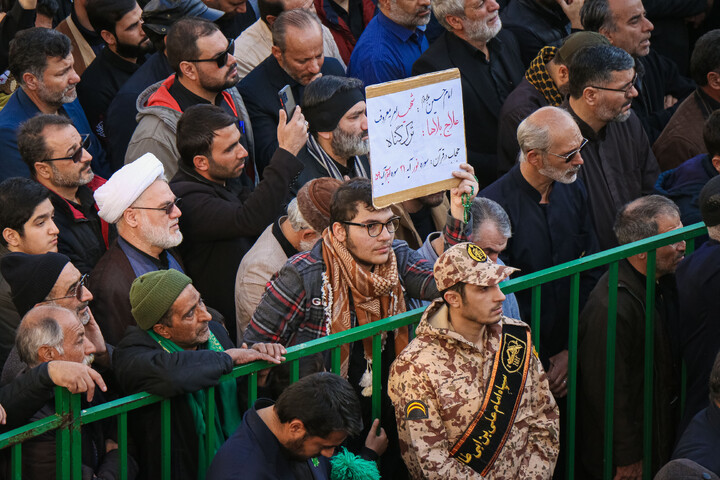 تصاویر/ تشییع پیکر مطهر شهدای گمنام در قم-2