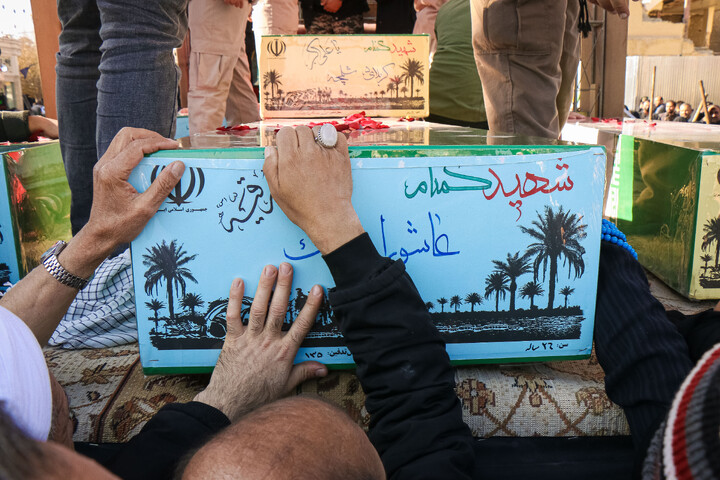 تصاویر/ تشییع پیکر مطهر شهدای گمنام در قم-2