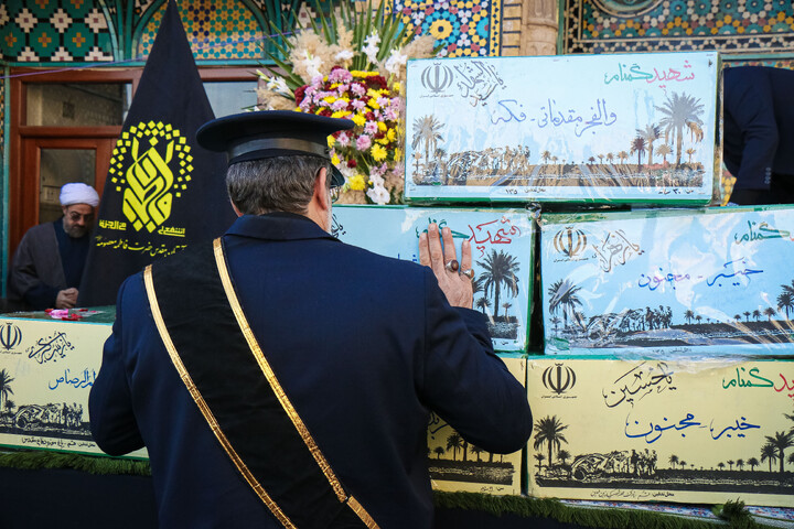 تصاویر/ تشییع پیکر مطهر شهدای گمنام در قم-2