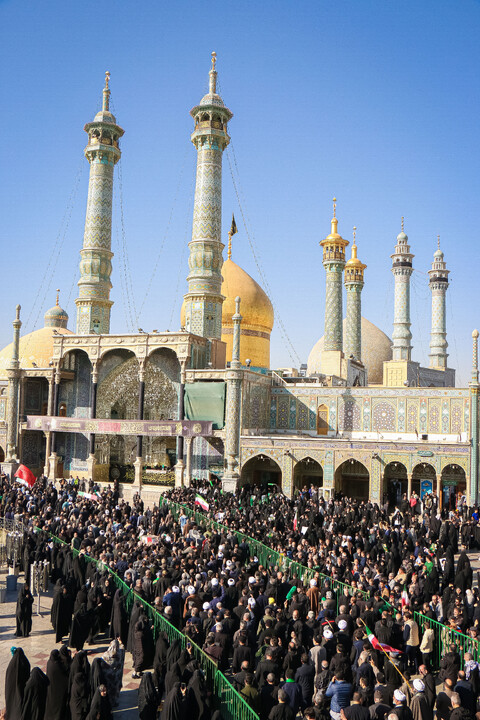 تصاویر/ تشییع پیکر مطهر شهدای گمنام در قم-2