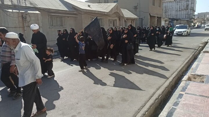 تصاویر/ حرکت دسته‌جات عزاداری در خارگ