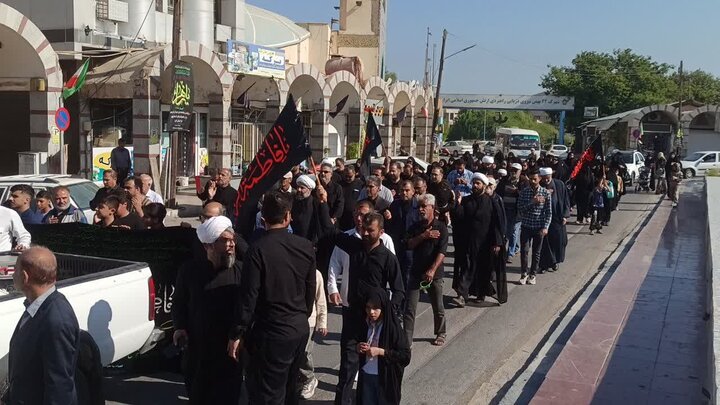 تصاویر/ حرکت دسته‌جات عزاداری در خارگ