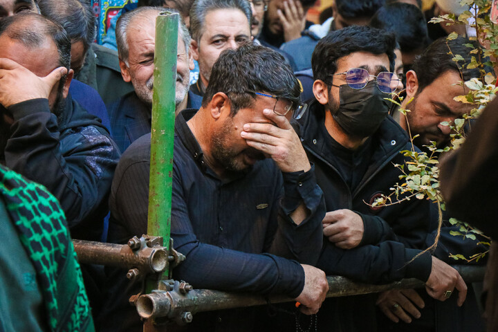 تصاویر/ تدفین شهید گمنام در مدسه علمیه آمنه