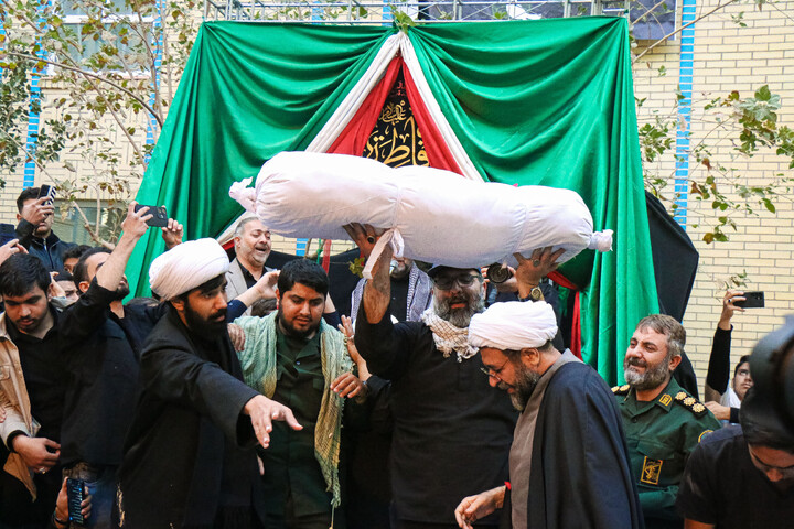 رتتصاویر/ تدفین شهید گمنام در مدسه علمیه حض آمنه