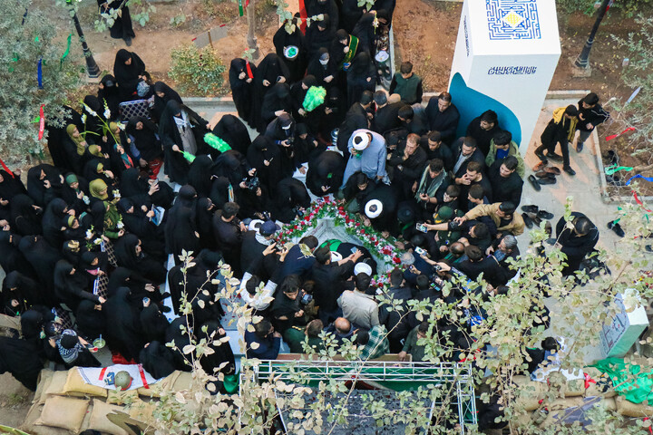 رتتصاویر/ تدفین شهید گمنام در مدسه علمیه حض آمنه