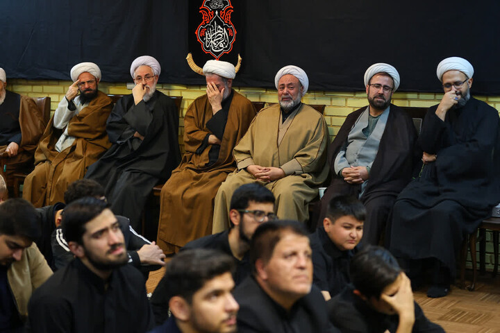 تصاویر/ دومین روز مراسم عزاداری در دفنر نماینده ولی فقیه در آذربایجان شرقی