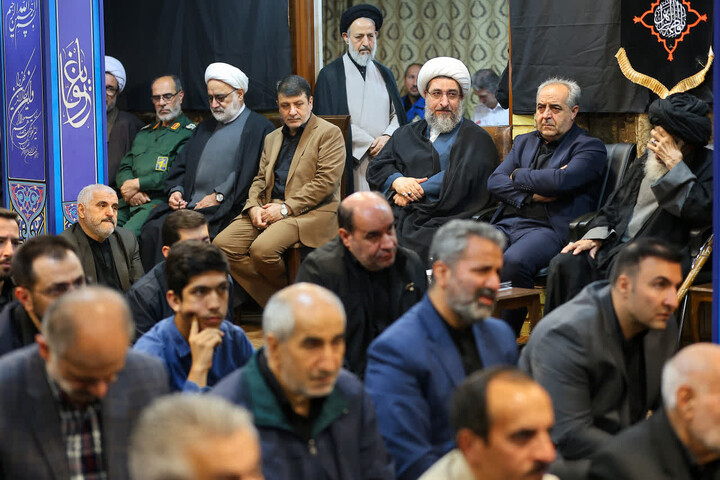 تصاویر/ دومین روز مراسم عزاداری در دفنر نماینده ولی فقیه در آذربایجان شرقی