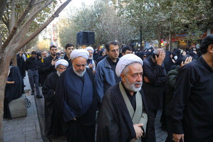 تصاویر / مراسم عزاداری روز شهادت حضرت زهرا (س) در حرم حضرت معصومه (س)