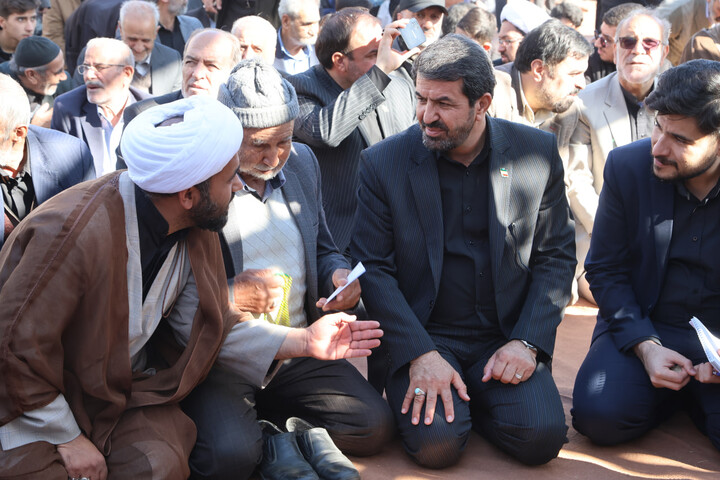 تصاویر / تشیین و تدفین شهید گمنام در شهرک الوند همدان