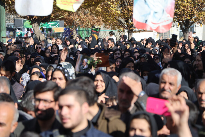 تصاویر / تشیین و تدفین شهید گمنام در شهرک الوند همدان