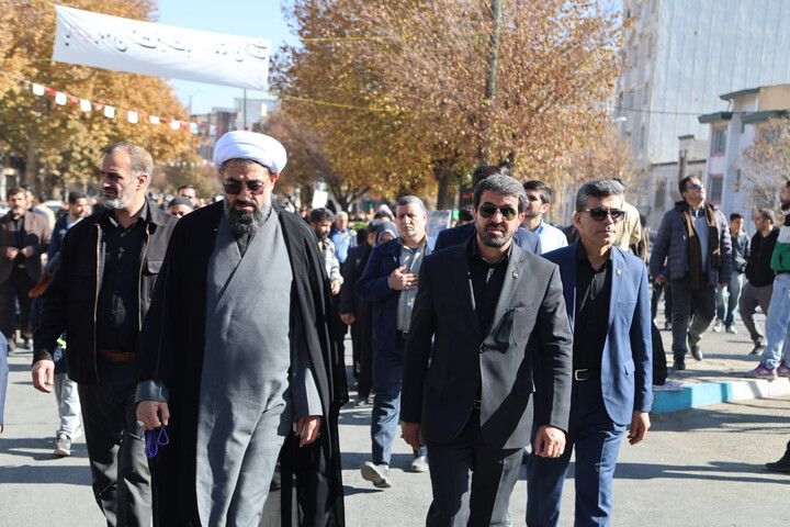 تصاویر / تشیین و تدفین شهید گمنام در شهرک الوند همدان