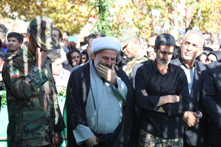 تصاویر / تشیین و تدفین شهید گمنام در شهرک الوند همدان