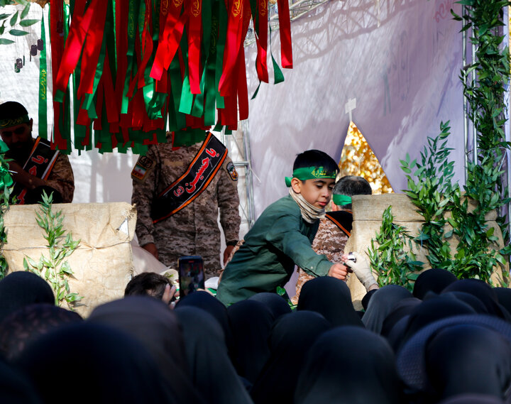 تشییع و خاکسپاری شهدای گمنام در شهرکرد