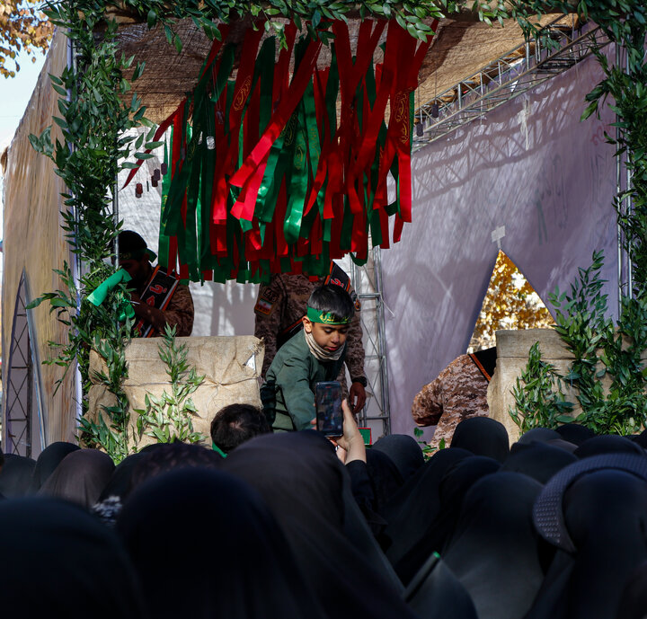 تشییع و خاکسپاری شهدای گمنام در شهرکرد