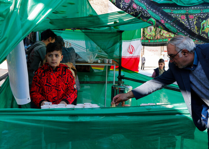 تشییع و خاکسپاری شهدای گمنام در شهرکرد