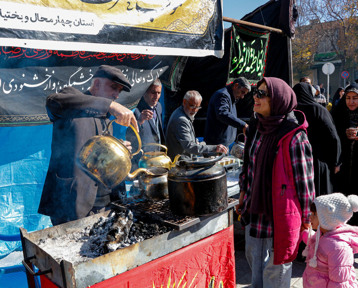 تشییع و خاکسپاری شهدای گمنام در شهرکرد