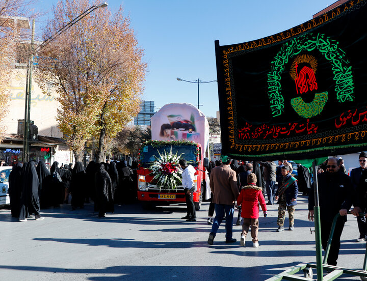 تشییع و خاکسپاری شهدای گمنام در شهرکرد