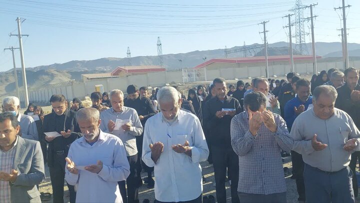 اقامه نماز باران در بخش نودژ منوجان
