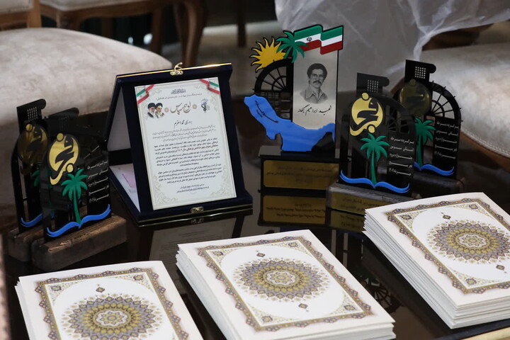 تصاویر/ همایش تجلیل از فعالان جبهه فرهنگی بوشهر