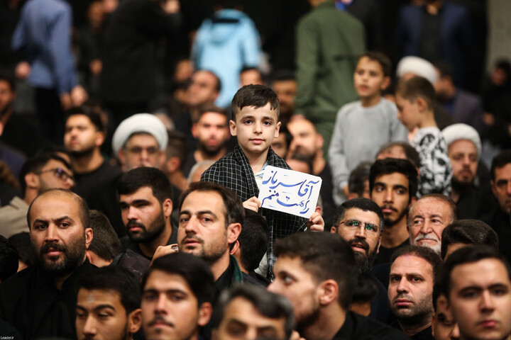 تصاویر/ مراسم عزاداری شام شهادت حضرت فاطمةالزهرا (سلام‌الله‌علیها) در حسینیه امام خمینی(ره)