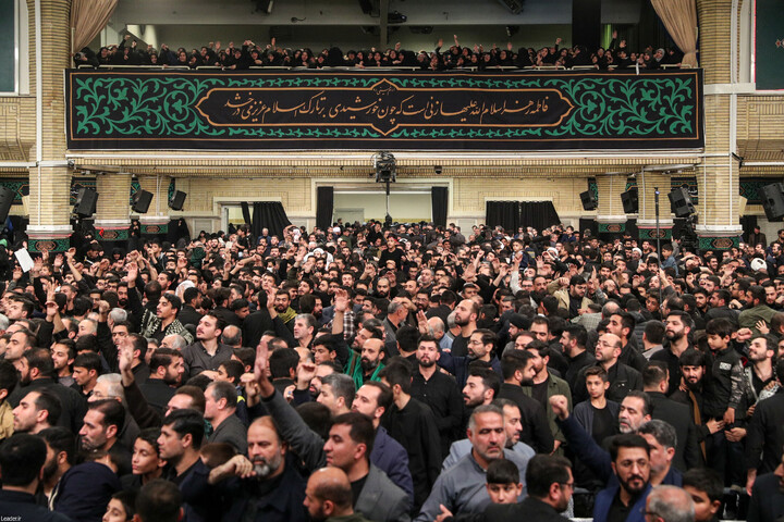 تصاویر/ مراسم عزاداری شام شهادت حضرت فاطمةالزهرا (سلام‌الله‌علیها) در حسینیه امام خمینی(ره)