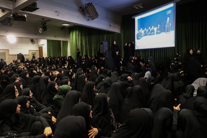 تصاویر/ مراسم عزاداری شام شهادت حضرت فاطمةالزهرا (سلام‌الله‌علیها) در حسینیه امام خمینی(ره)