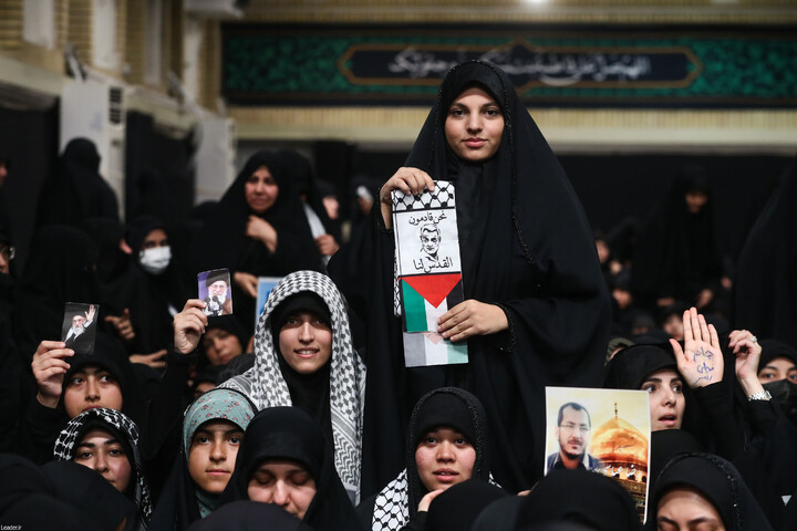 تصاویر/ مراسم عزاداری شام شهادت حضرت فاطمةالزهرا (سلام‌الله‌علیها) در حسینیه امام خمینی(ره)