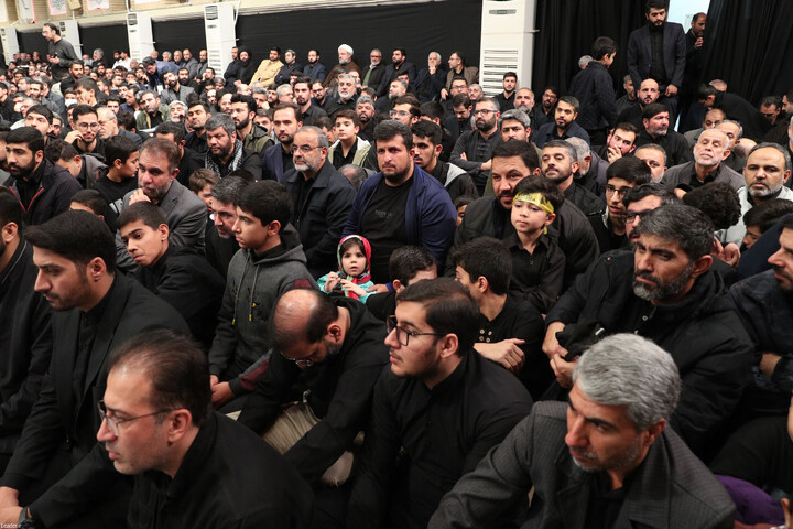 تصاویر/ مراسم عزاداری شام شهادت حضرت فاطمةالزهرا (سلام‌الله‌علیها) در حسینیه امام خمینی(ره)